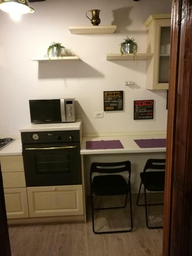 Lo Chalet Di Trastevere ローマ エクステリア 写真